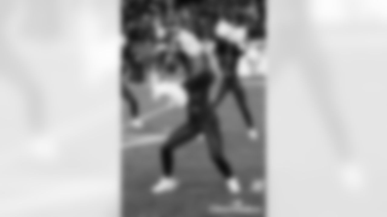 NYJ-111325_Masse0381