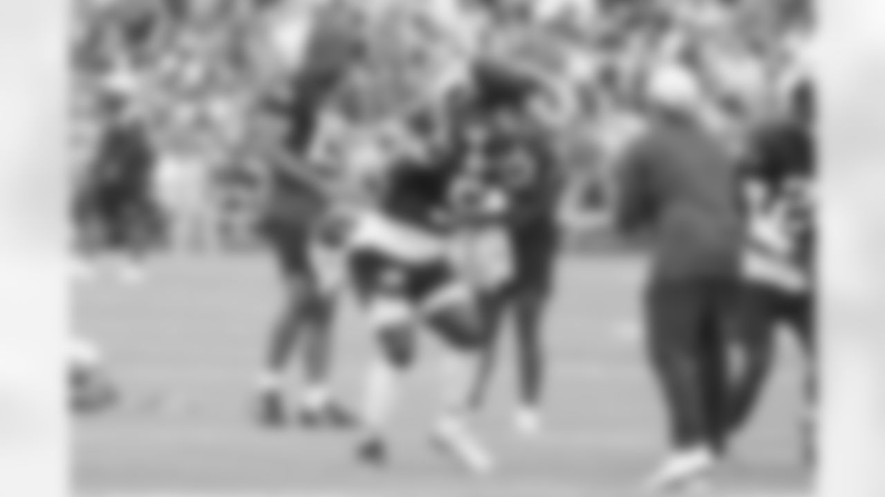 Jabrill Peppers practices at Patriots Training Camp on July 28, 2024