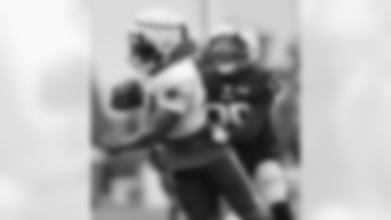 Antonio Gibson and Marcus Jones practice during Patriots Training Camp on July 29, 2024.