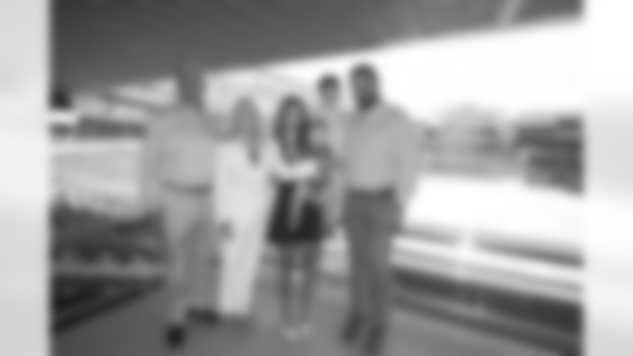 060225-AndrewsRetirement_Silverman1110