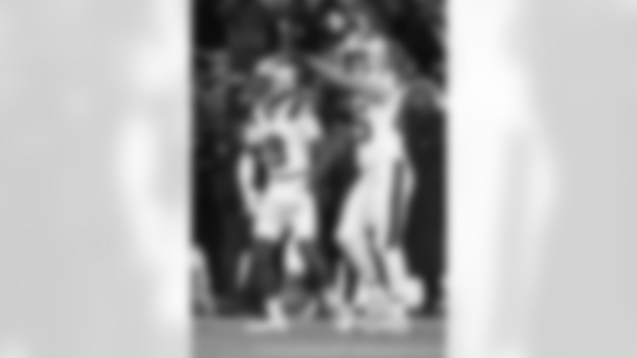 Stefon Diggs and Hunter Henry. Photo by David Silverman