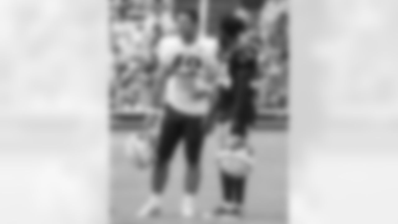 Joe Cardona & Dell Pettus at Patriots Training Camp on July 30, 2024