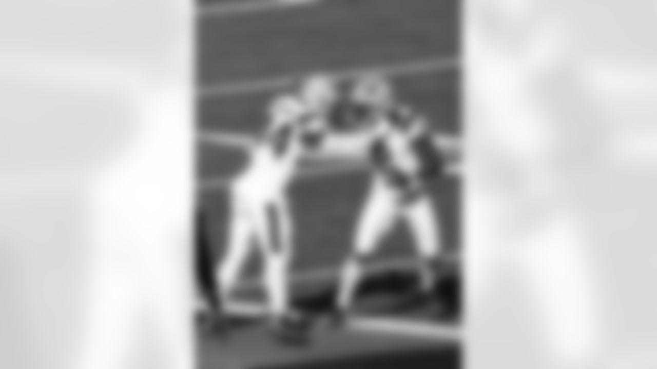 K'Lavon Chaisson and Harold Landry III. Photo by Lexi Ehle