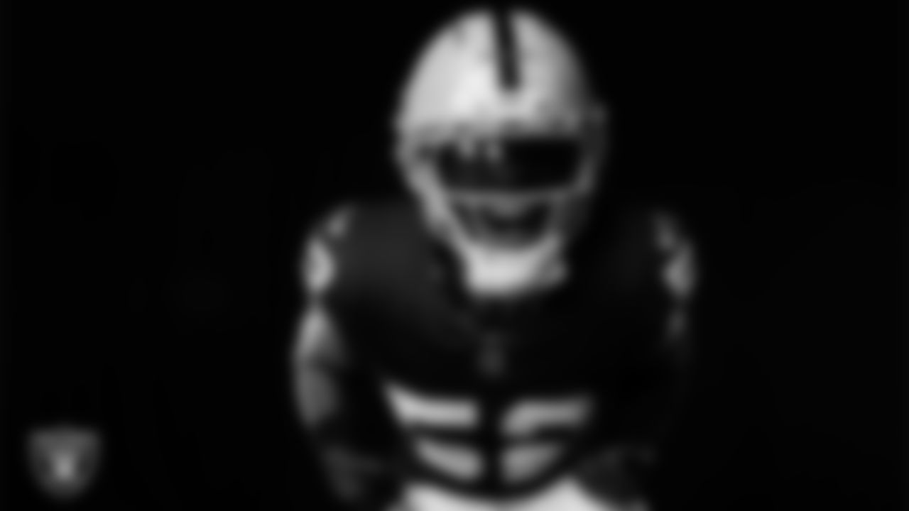 Las Vegas Raiders linebacker Elandon Roberts (52) poses for a photo at the 2025 Raiders Media Day.
