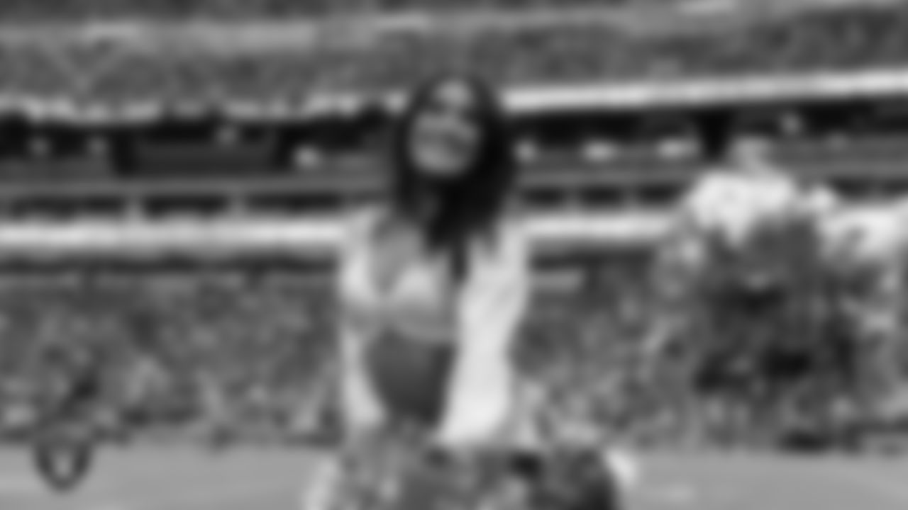 Raiderette Macy on the sidelines during the preseason home game against the San Francisco 49ers at Allegiant Stadium.
