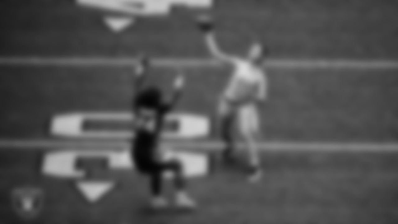 Athletes compete in the Oakley Icon Alliance Regionals at Intermountain Health Performance Center.