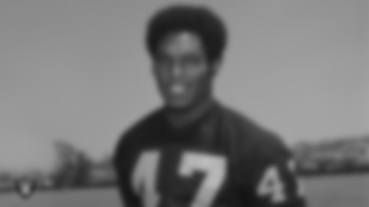 RB/TE Jeff Queen (1972-73)
Morgan State
