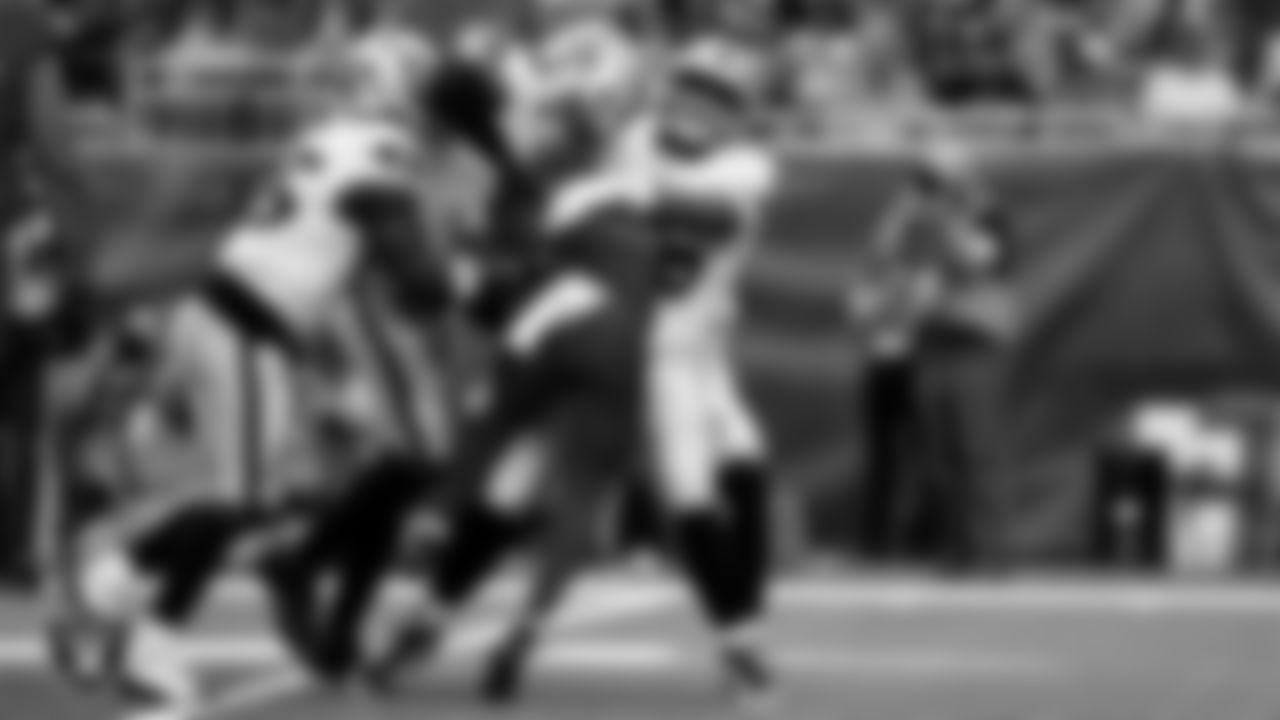 Las Vegas Raiders linebacker Devin White (45), defensive end Tyree Wilson (9) and defensive tackle Jonah Laulu (96) during the regular season away game against the Houston Texans at NRG Stadium.