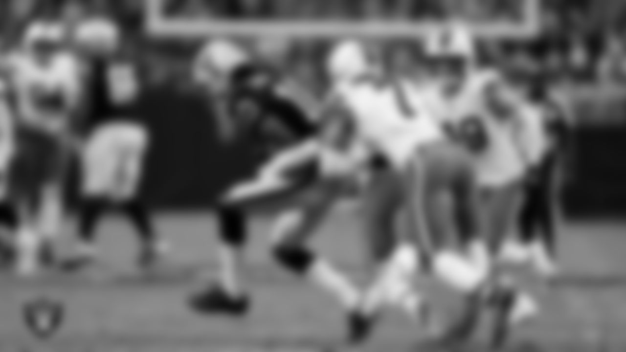 Las Vegas Raiders wide receiver Dont'e Thornton Jr. (10) during the regular season home game against the Cleveland Browns at Allegiant Stadium.