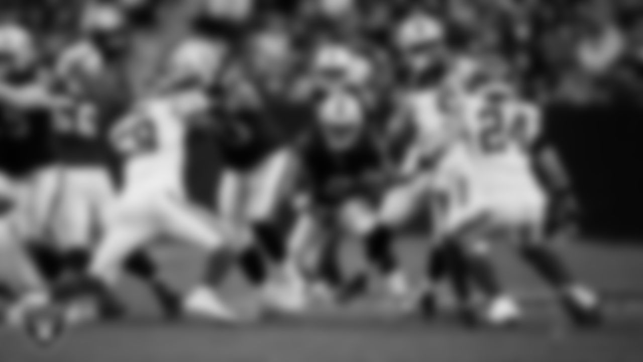 Las Vegas Raiders running back Ashton Jeanty (2) runs after making a catch during the regular season home game against the New York Giants at Allegiant Stadium.