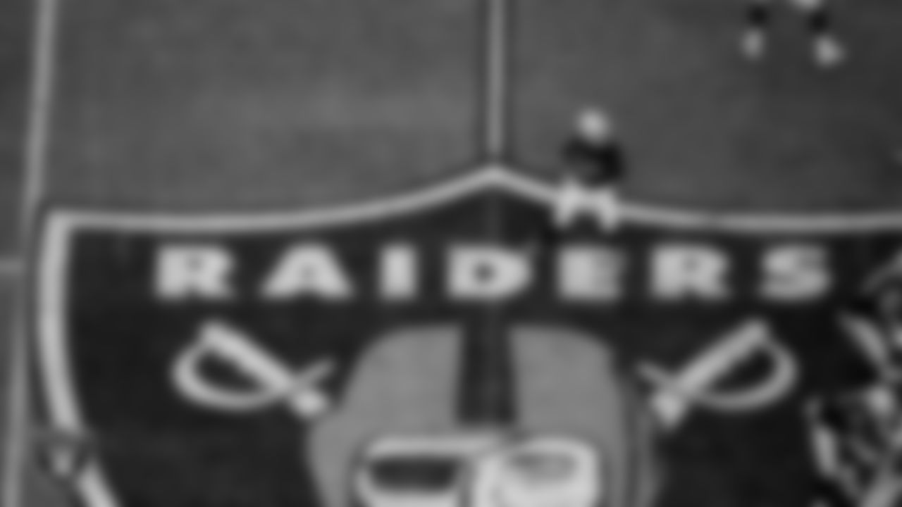 Las Vegas Raiders quarterback Geno Smith (7) during the regular season home game against the Denver Broncos at Allegiant Stadium.