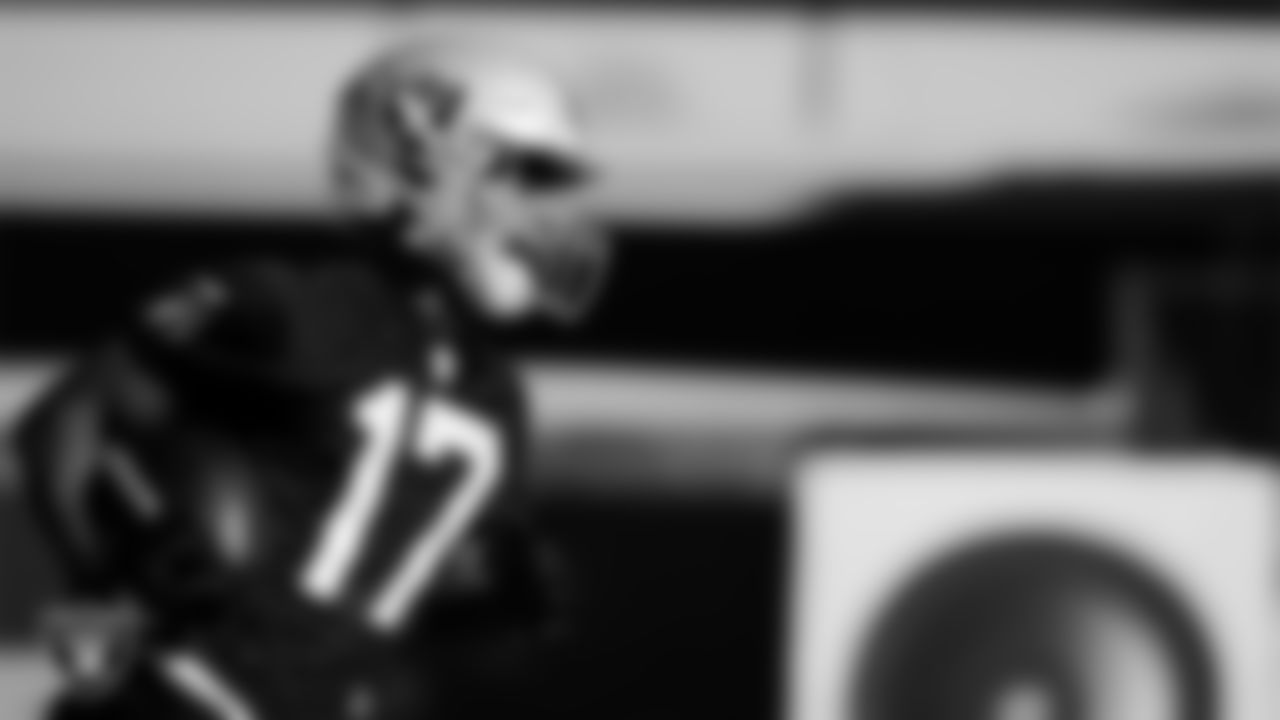 Las Vegas Raiders wide receiver Tyler Lockett (17) during practice at Intermountain Health Performance Center.