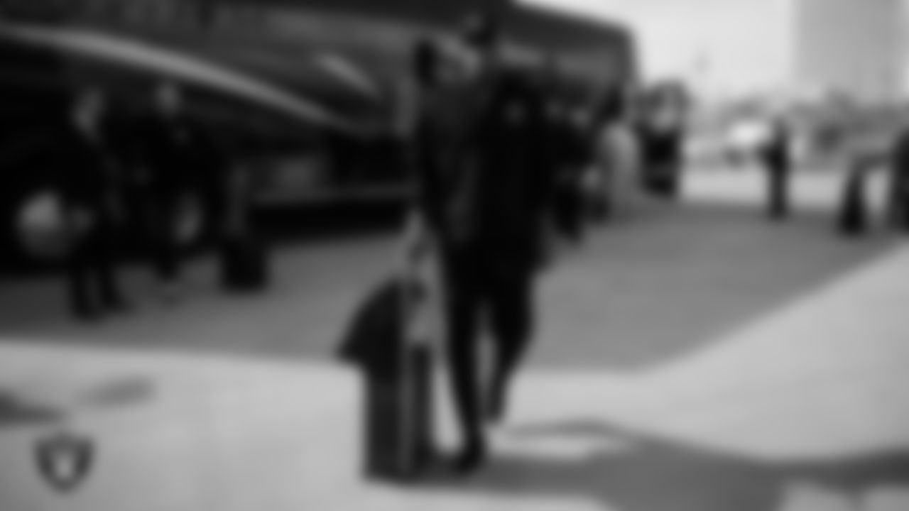 Las Vegas Raiders defensive end Tyree Wilson (9) departs for the regular season away game against the Los Angeles Chargers.