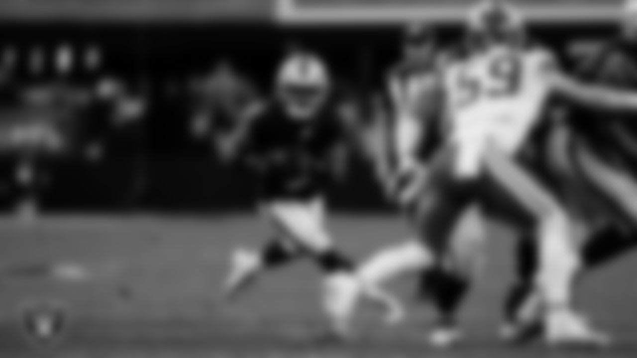 Las Vegas Raiders running back Ashton Jeanty (2) during the regular season home game against the Kansas City Chiefs at Allegiant Stadium.