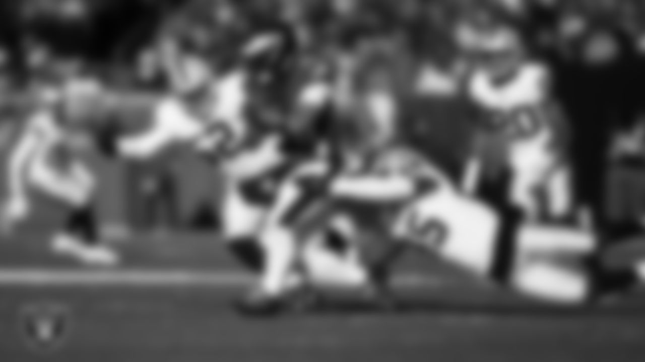 Las Vegas Raiders linebacker Devin White (45) goes to make a tackle during the regular season away game against the Philadelphia Eagles at Lincoln Financial Field.
