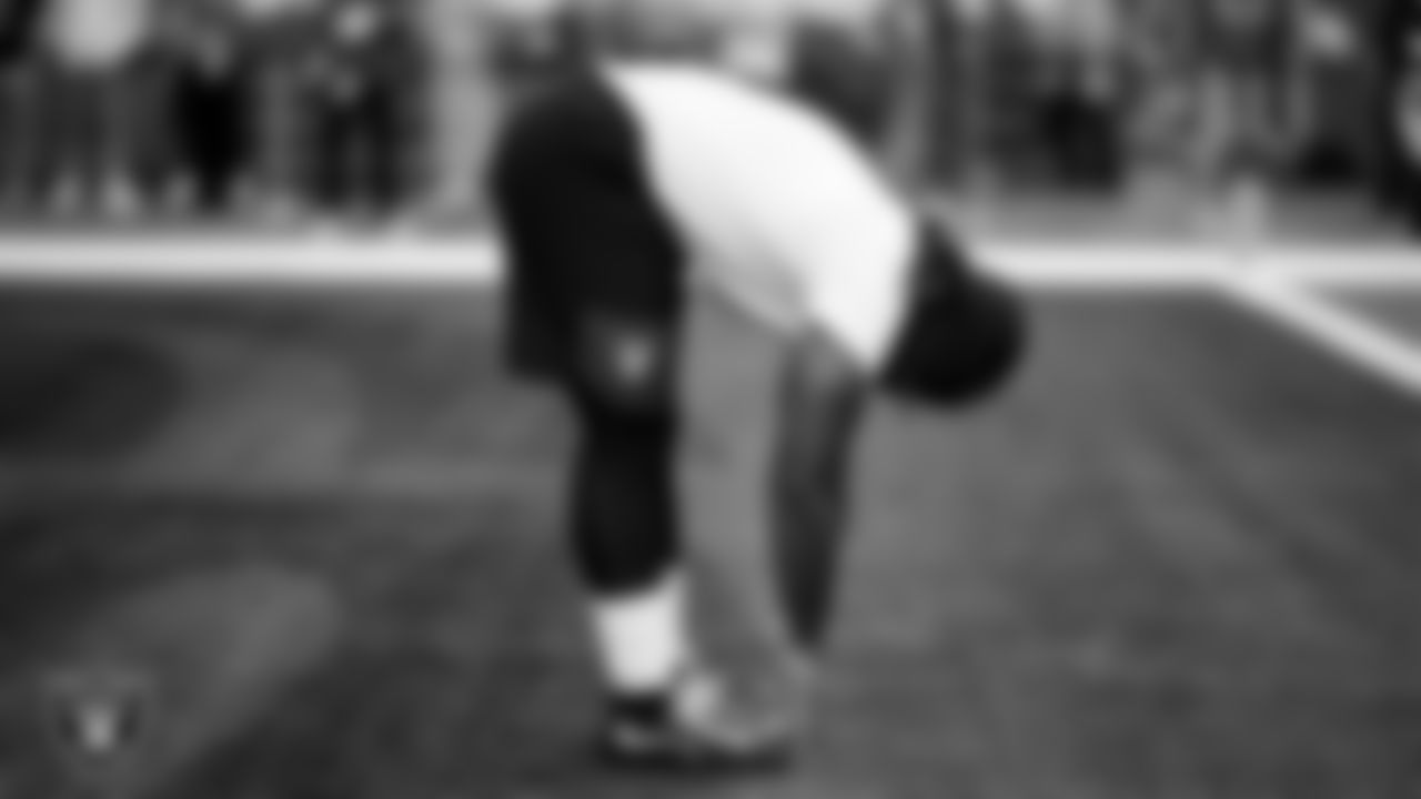 Las Vegas Raiders running back Ashton Jeanty (2) warming up before the regular season away game against the Houston Texans at NRG Stadium.