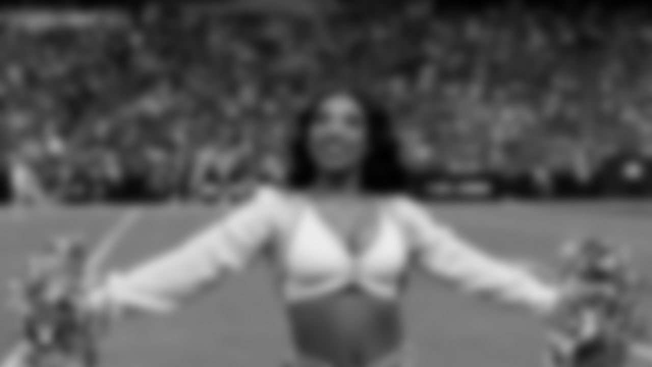 Raiderette Bria on the sidelines during the regular season home game against the Chicago Bears at Allegiant Stadium.