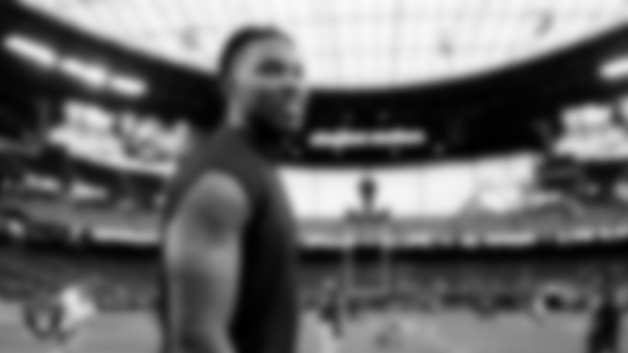 Las Vegas Raiders safety Lonnie Johnson Jr. (32) warming up before the regular season home game against the Denver Broncos at Allegiant Stadium.