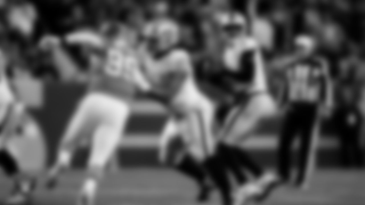 Las Vegas Raiders guard Dylan Parham (66) during the regular season away game against the Denver Broncos at Empower Field at Mile High.