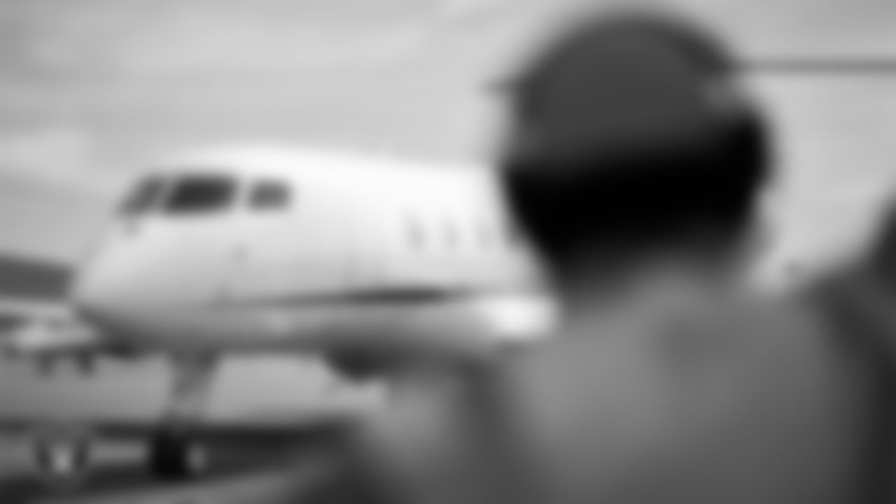 Las Vegas Raiders Head Coach Klint Kubiak and his family arrive in Henderson.