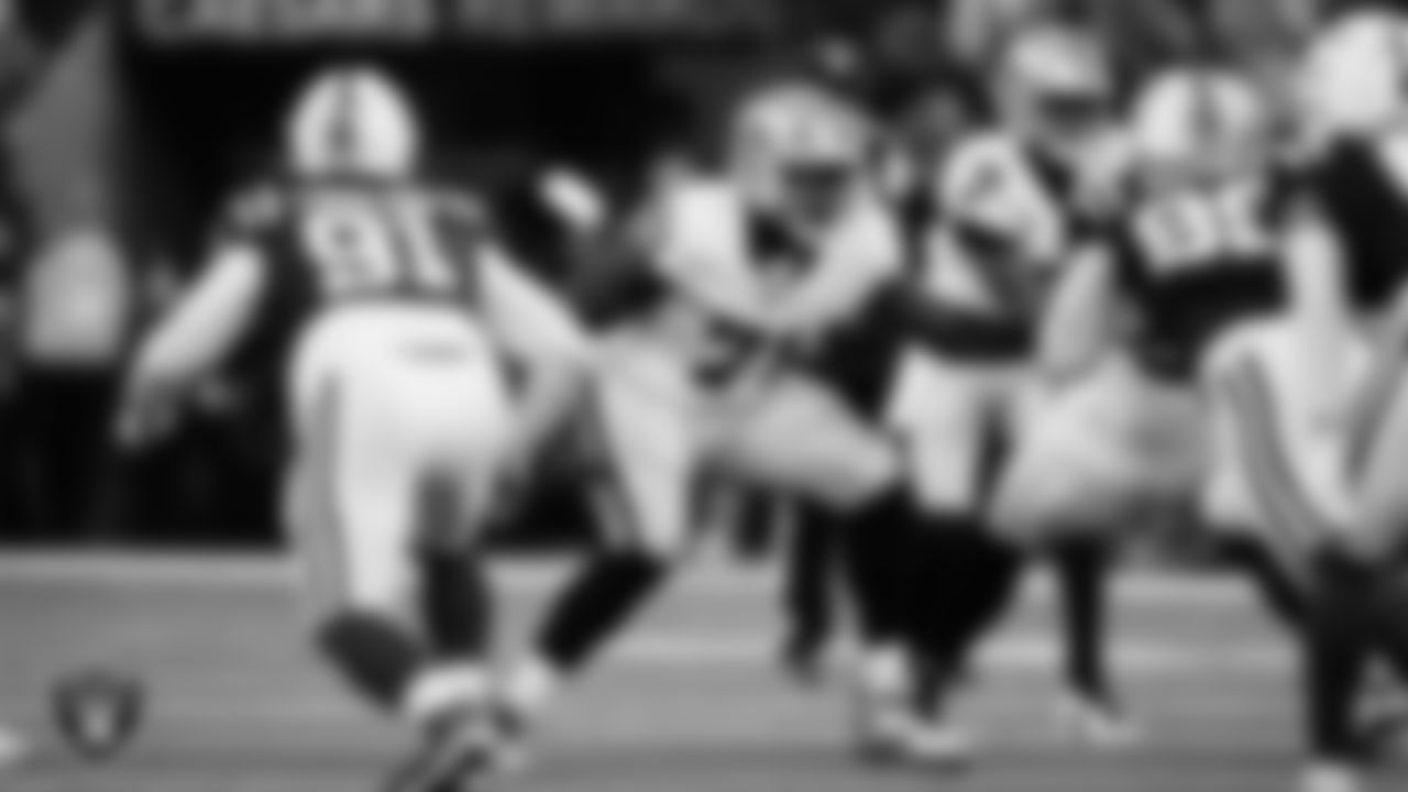 Las Vegas Raiders tackle DJ Glaze (71) during the regular season away game against the Indianapolis Colts at Lucas Oil Stadium.