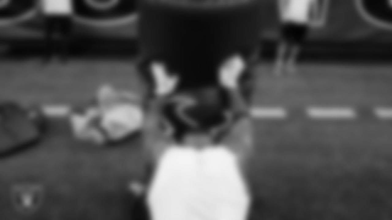 Las Vegas Raiders linebacker Jamal Adams (33) warming up before the regular season away game against the Houston Texans at NRG Stadium.