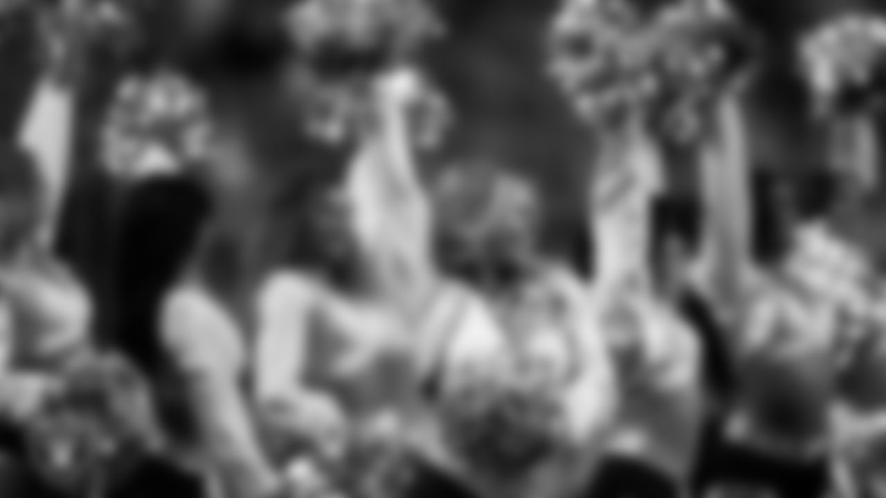 Raiderette Isabella on the sidelines during the regular season home game against the Jacksonville Jaguars at Allegiant Stadium.