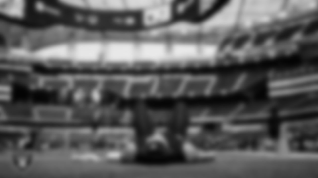 Las Vegas Raiders defensive end Maxx Crosby (98) warming up before the regular season away game against the Los Angeles Chargers at SoFi Stadium.