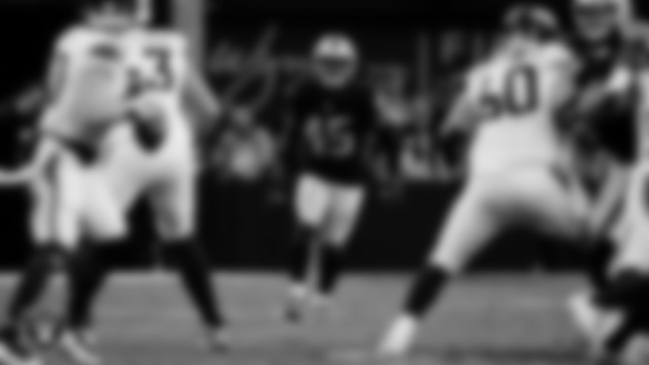 Las Vegas Raiders linebacker Devin White (45) during the regular season home game against the Denver Broncos at Allegiant Stadium.