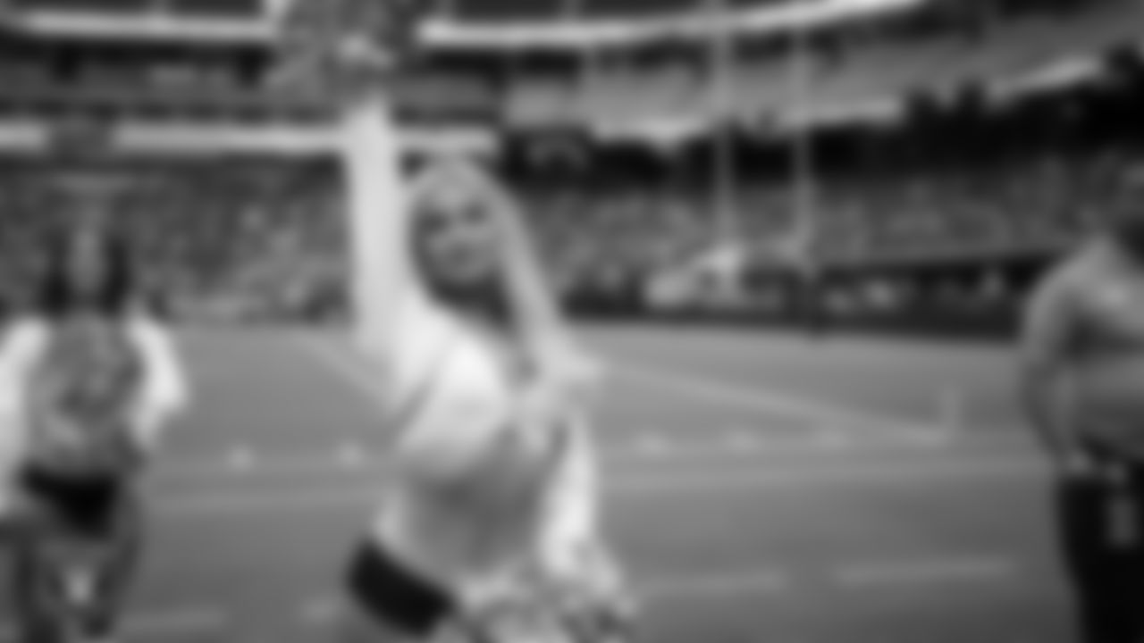 Raiderette Pip on the sidelines during a 2025 Training Camp mock game at Allegiant Stadium.