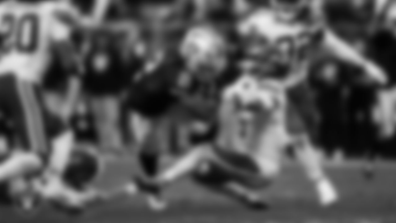 Las Vegas Raiders running back Ashton Jeanty (2) rushes during the regular season home game against the Kansas City Chiefs at Allegiant Stadium.