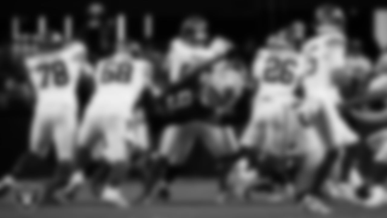 Las Vegas Raiders defensive end Tyree Wilson (9) goes to make a tackle during the regular season home game against the New York Giants at Allegiant Stadium, Sunday, November 5, 2023, in Las Vegas, Nev.