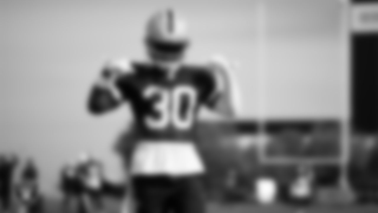 Las Vegas Raiders cornerback Darnay Holmes (30) during practice at Intermountain Health Performance Center.