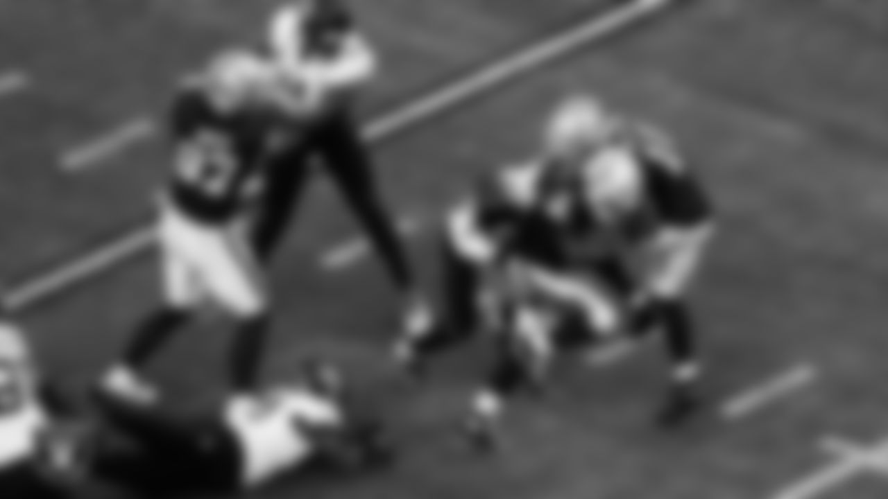 Las Vegas Raiders running back Ashton Jeanty (2) rushes during the regular season home game against the Jacksonville Jaguars at Allegiant Stadium.