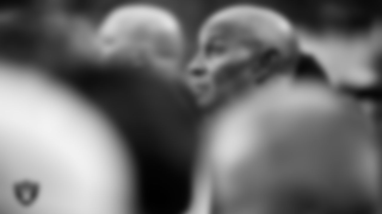 Las Vegas Raiders alumnus James Lofton before the regular season home game against the Cleveland Browns at Allegiant Stadium.