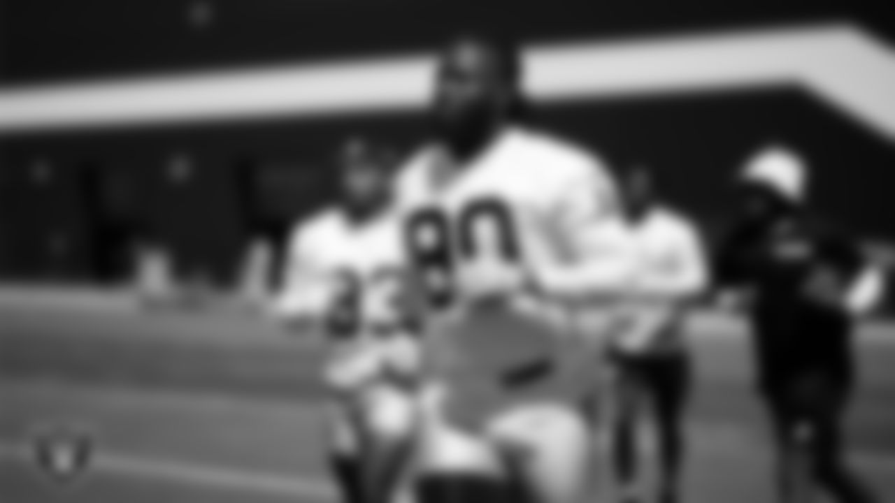 Las Vegas Raiders tight end Ian Thomas (80) at a workout during phase two of the offseason program at Intermountain Health Performance Center.