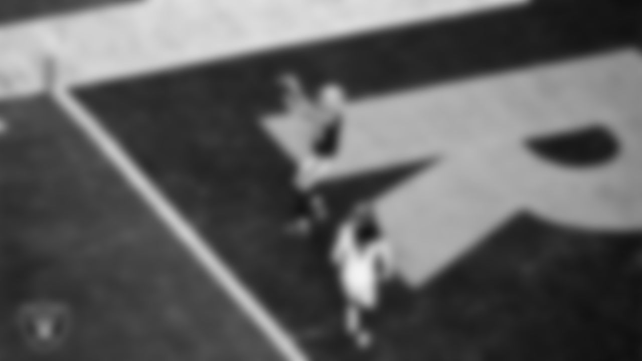 Las Vegas Raiders tight end Brock Bowers (89) makes a 15-yard touchdown catch during the regular season home game against the Denver Broncos at Allegiant Stadium.