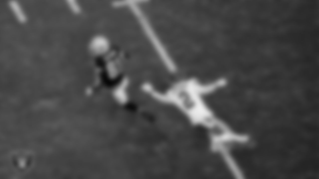 Las Vegas Raiders wide receiver Alex Bachman (81) during the regular season home game against the Kansas City Chiefs at Allegiant Stadium.