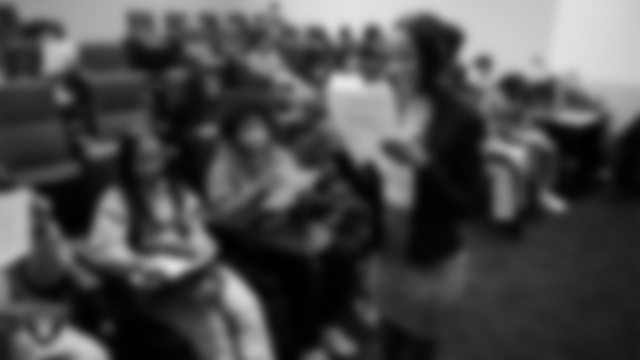 Las Vegas Raiders coordinator of human resources Sharae Eason works with students on a Career Kickoff Planning Workshop during the Employee Resource Group Mentorship Program at Las Vegas Raiders Headquarters.