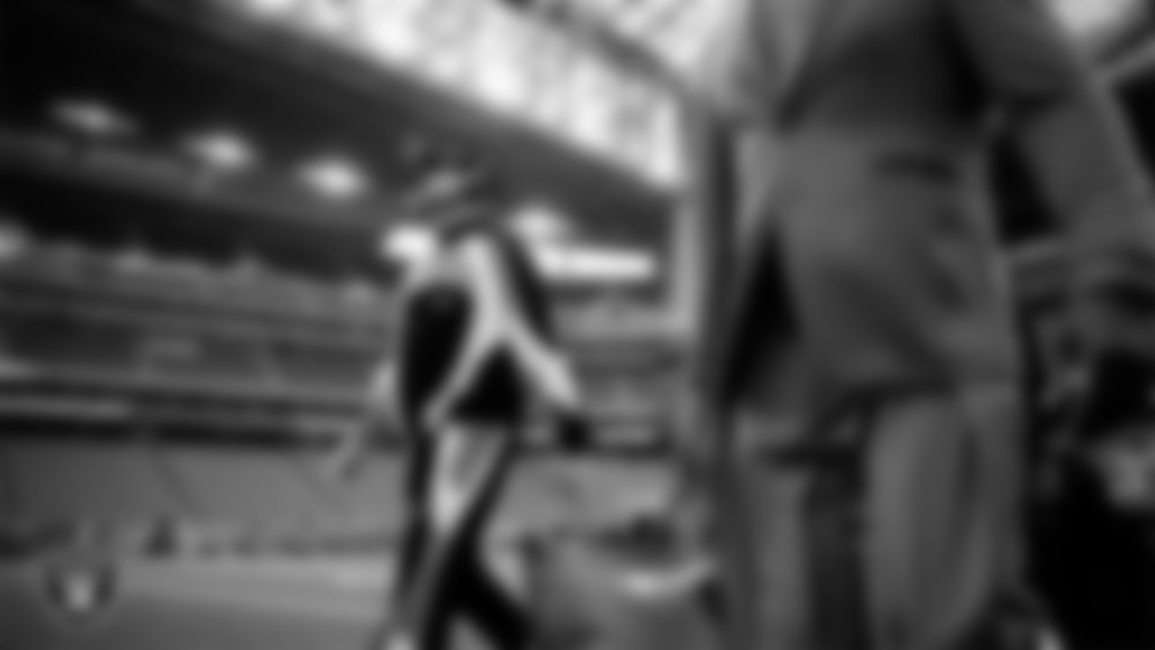 Las Vegas Raiders defensive end Maxx Crosby (98) arrives to the regular season away game against the Houston Texans at NRG Stadium.