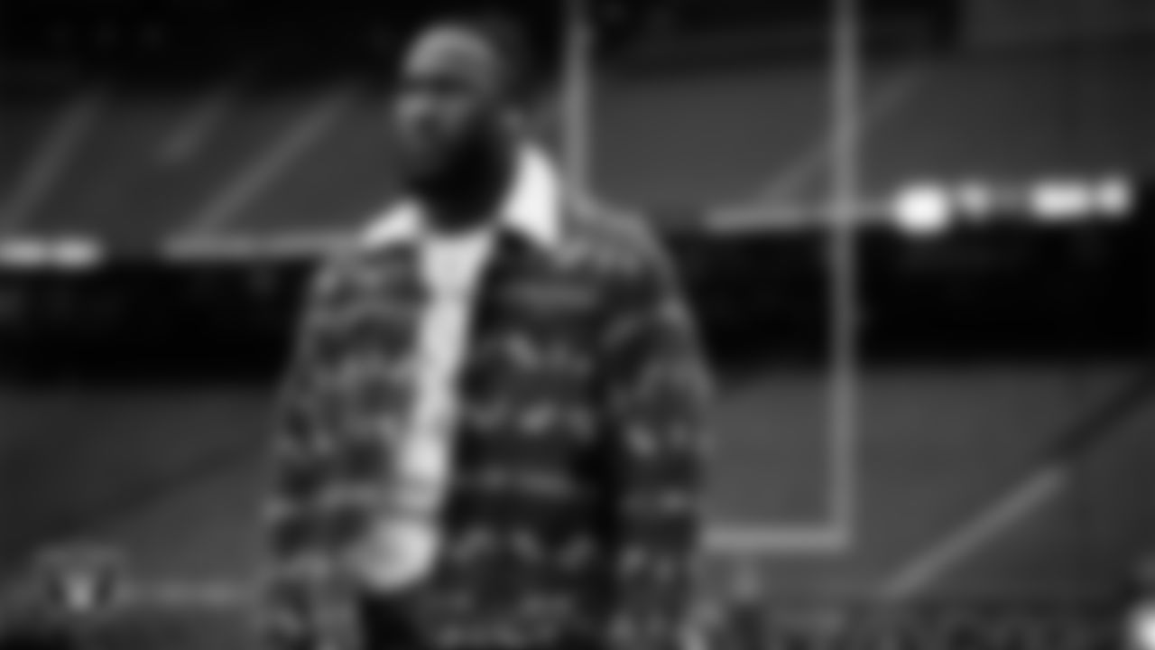 Las Vegas Raiders linebacker Devin White (45) arrives to the regular season away game against the Houston Texans at NRG Stadium.