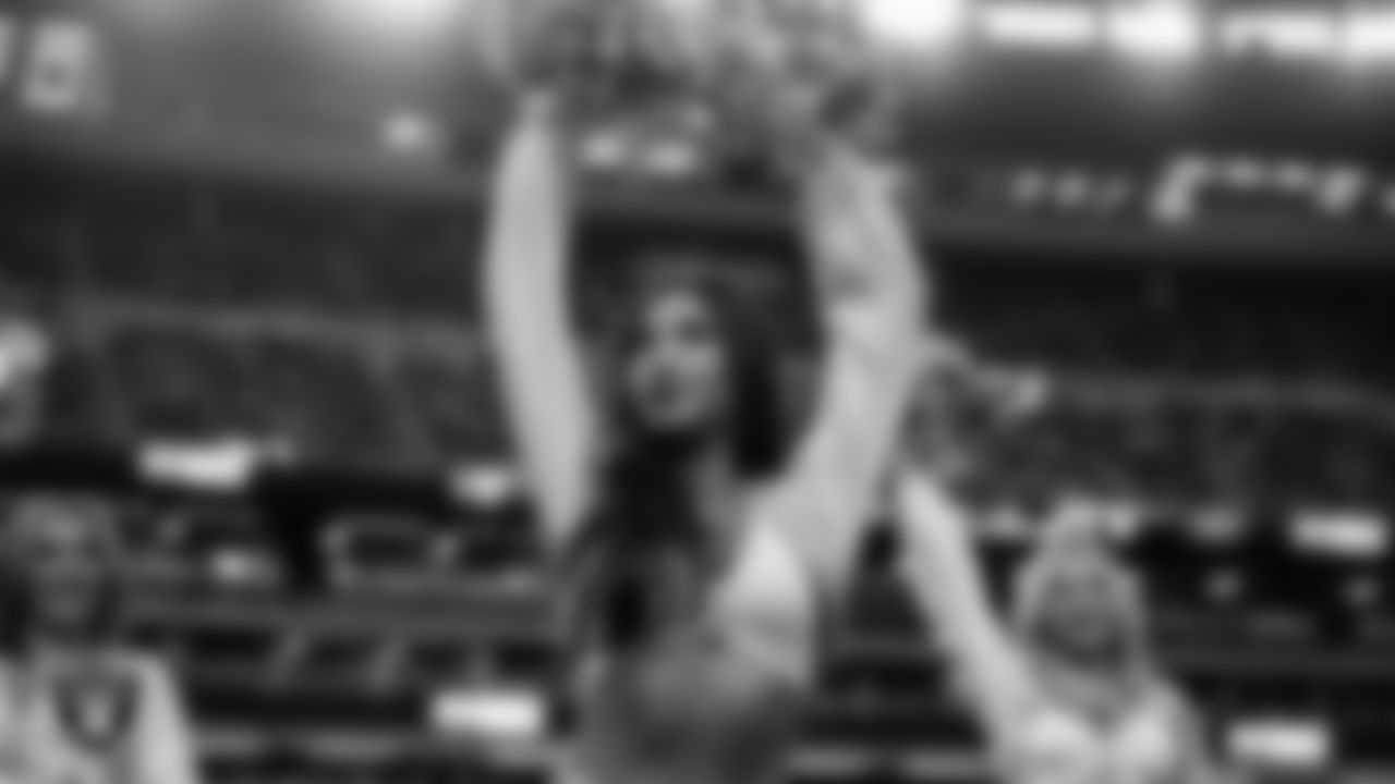 Raiderette Meekela on the sidelines during the regular season home game against the New York Giants at Allegiant Stadium.