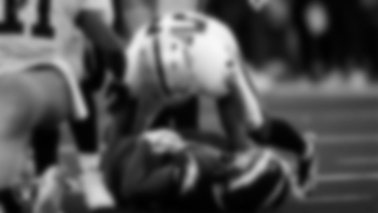 Las Vegas Raiders defensive end Malcolm Koonce (51) makes a tackle during the regular season away game against the Los Angeles Chargers at SoFi Stadium.