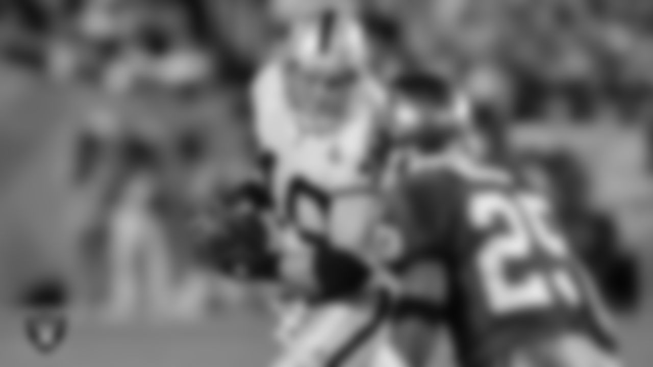Oakland Raiders running back Jon Ritchie (40) during Super Bowl XXXVII against the Tampa Bay Buccaneers at Qualcomm Stadium, Sunday, January 26, 2003, in San Diego, Calif.