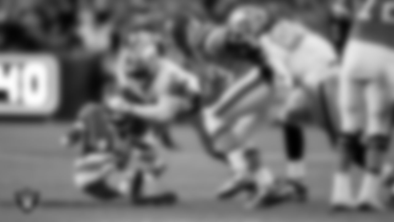 Las Vegas Raiders linebacker Devin White (45) during the regular season away game against the Denver Broncos at Empower Field at Mile High.