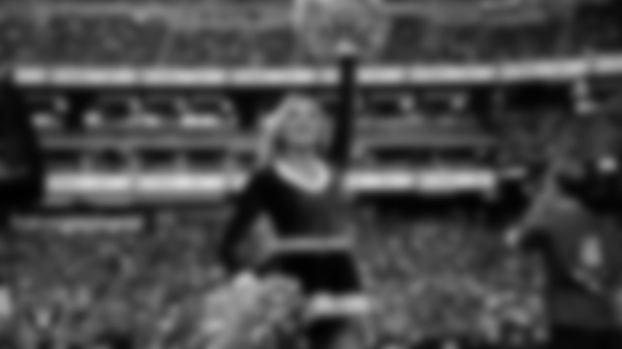 Raiderette Hayley on the sidelines during the regular season home game against the New York Giants at Allegiant Stadium.