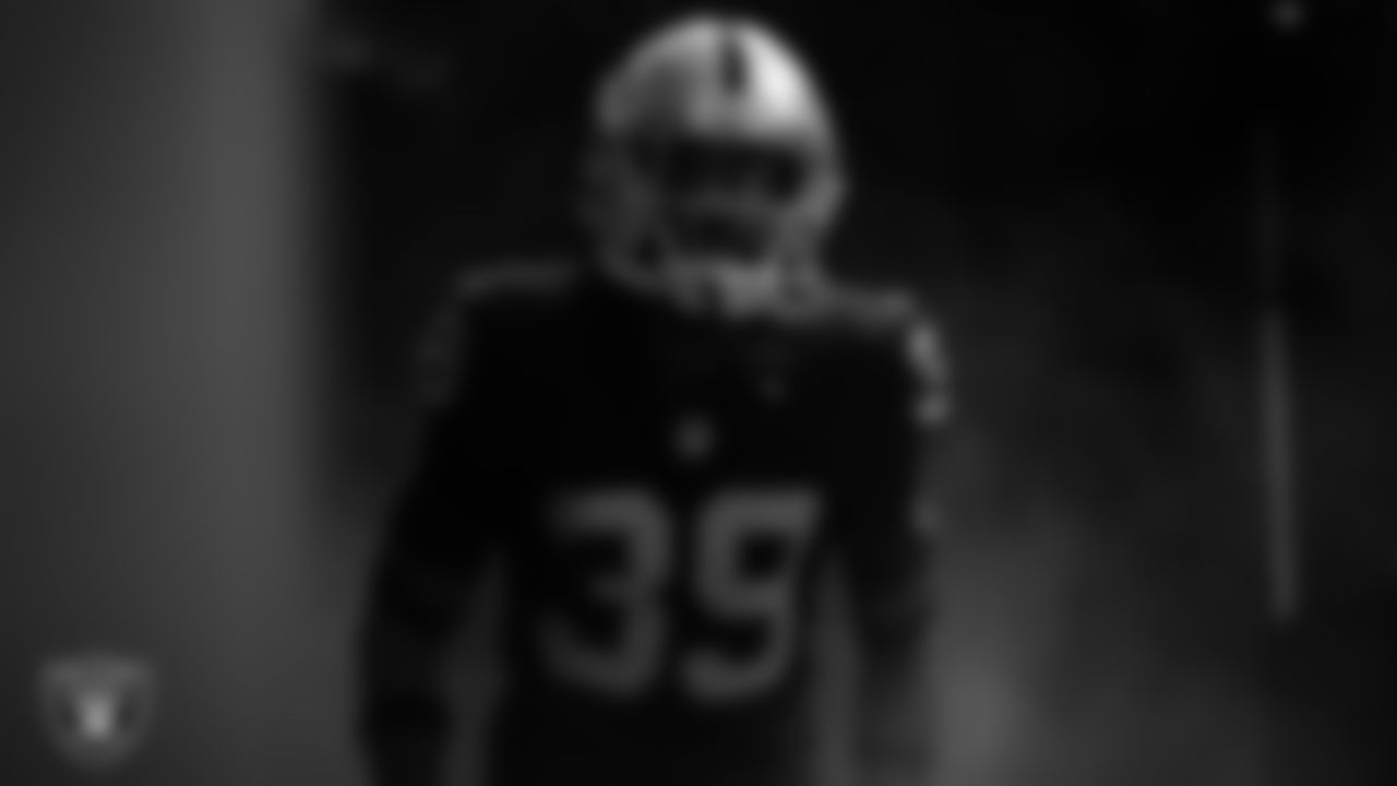 Las Vegas Raiders cornerback Nate Hobbs (39) walks down the tunnel before the regular season home game against the New York Jets at Allegiant Stadium.