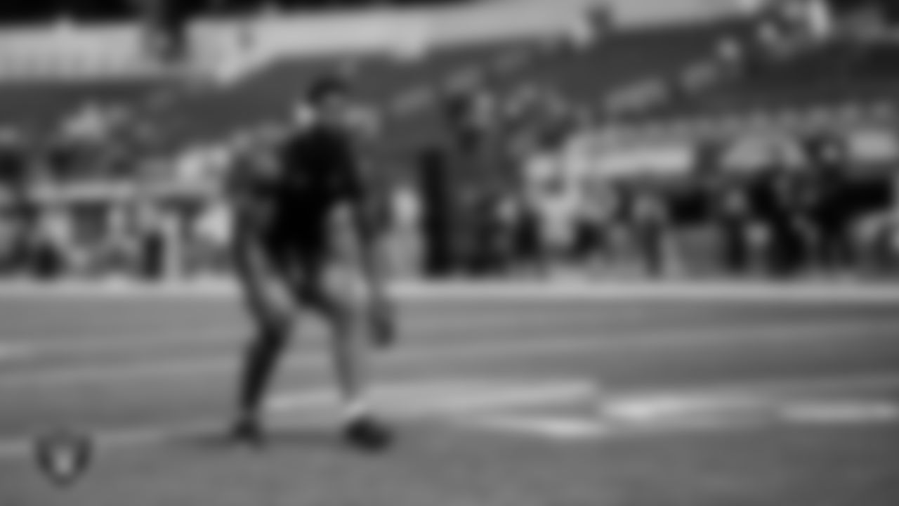 Las Vegas Raiders cornerback Nate Hobbs (39) warming up before the regular season away game against the Los Angeles Chargers at SoFi Stadium.