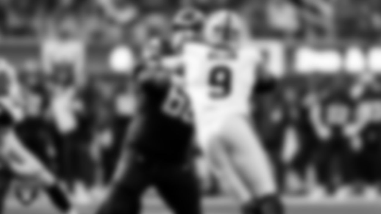 Las Vegas Raiders defensive end Tyree Wilson (9) during the regular season away game against the Los Angeles Chargers at SoFi Stadium.