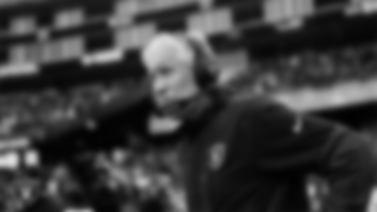 Las Vegas Raiders Head Coach Pete Carroll on the sidelines before the regular season away game against the New England Patriots at Gillette Stadium.